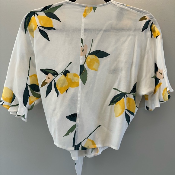 NWOT Rails Lemon Wrap Top Size XS - Picture 4 of 4